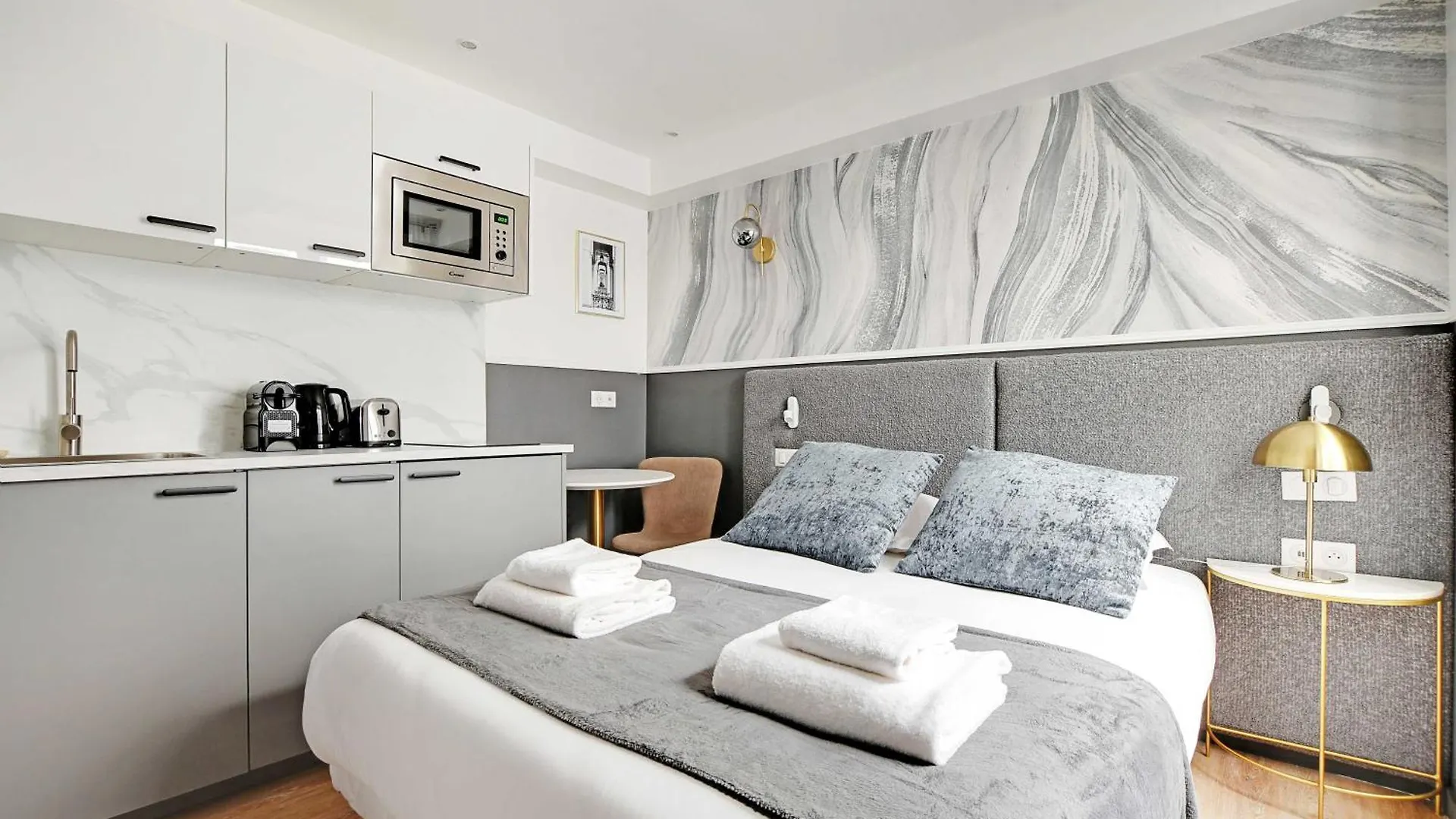 Cosy Studio With Air Conditioning -Near Montmartre Paříž
