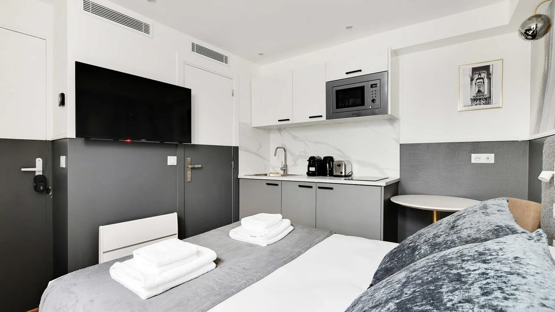 아파트 Cosy Studio With Air Conditioning -Near Montmartre 파리